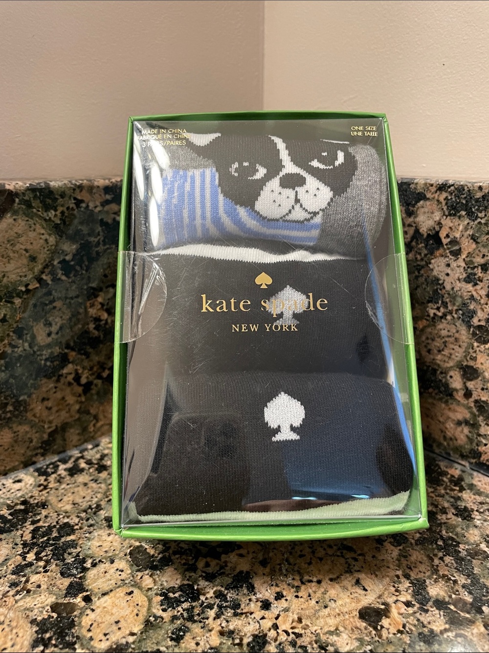 Kate spade Black & Blue Dog and Spade Sock Gift Set New In Box. So Cute!